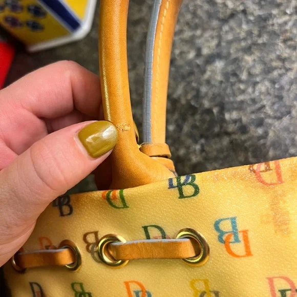 Vintage Dooney & Bourke Yellow Multicolor Logo Tote - Picture 10 of 16